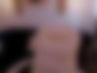 Live cam show with amber-willow - Oil on Camsoda