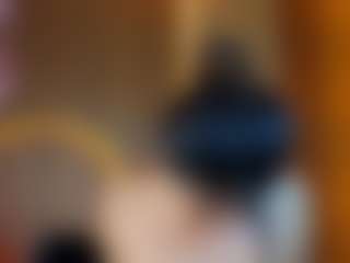 Live cam show with Lia-Queen - Facial on Camming Site