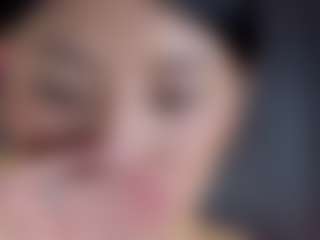 Live cam show with Lia-Queen - Thin on StripNow