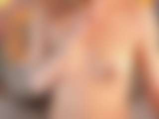 Lia-Queen's Live Sex Cam Show