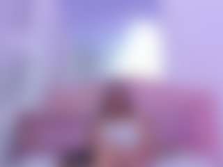 liindacherry's Live Sex Cam Show