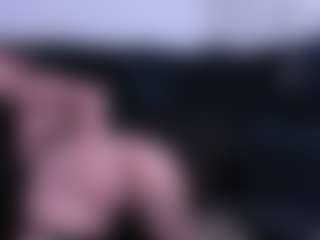 Live cam show with Lunaliaa - Tiny Tits on Camsoda