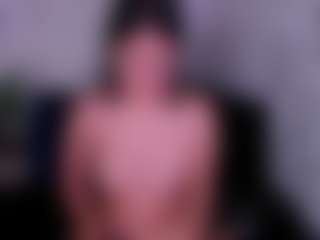 Live cam show with Lunaliaa - Facial on livesuperchat.net