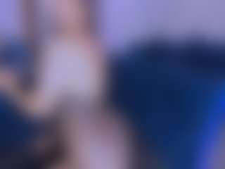Live cam show with Lunaliaa - Facial on milfzrlive.com