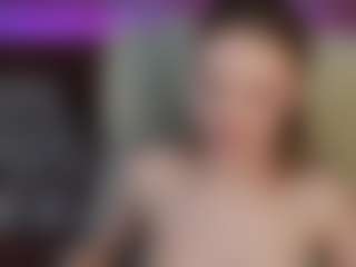 Live cam show with MariaMedow - Cute on livesuperchat.net