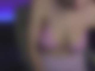 Live cam show with MariaMedow - Blue Eyes on Camsoda