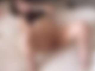 Live cam show with Emily - Body Massage on CamClone