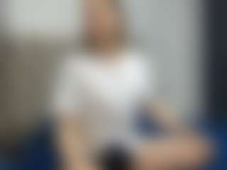 Live cam show with TynishaWilder - Twink on Dolls Live