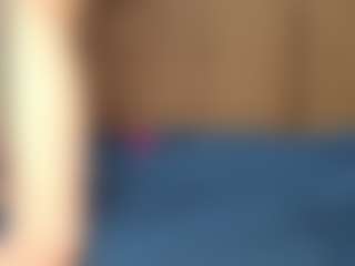 Live cam show with TynishaWilder - Camel Toe on Camsoda