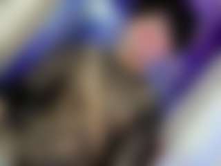 Live cam show with Alice-Yermanotta - Anal Toys on livesuperchat.net