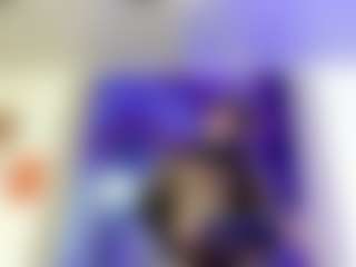 Live cam show with Alice-Yermanotta - Black Hair on CamSodaAdn