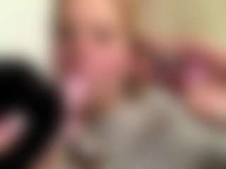 Live cam show with CharaDeatherage - Normal on SxyPornLive