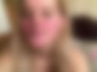 Live cam show with CharaDeatherage - Blue Eyes on galaxygirlnitro.com