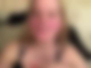 Live cam show with CharaDeatherage - Blue Eyes on iamadamtest123.com