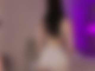Live cam show with Seravine - Tiny Tits on Camsoda