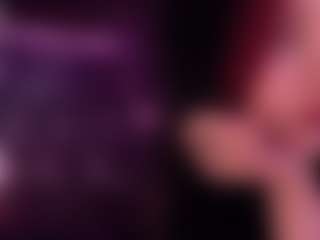 Seravine's Live Sex Cam Show