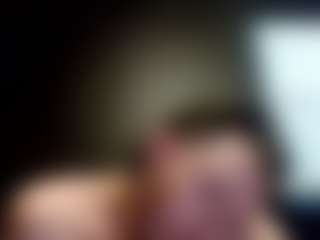tallhungcloudyy's Live Sex Cam Show