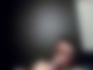 tallhungcloudyy's Live Sex Cam Show
