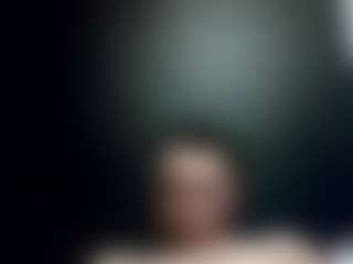 tallhungcloudyy's Live Sex Cam Show