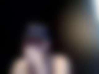 tallhungcloudyy's Live Sex Cam Show