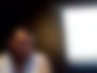 tallhungcloudyy's Live Sex Cam Show