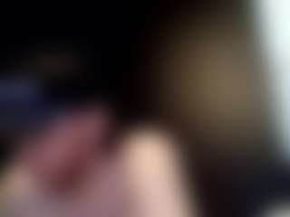 tallhungcloudyy's Live Sex Cam Show