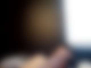 tallhungcloudyy's Live Sex Cam Show