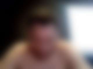 tallhungcloudyy's Live Sex Cam Show