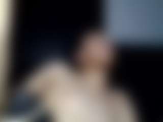 tallhungcloudyy's Live Sex Cam Show