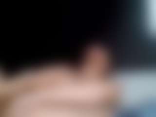 tallhungcloudyy's Live Sex Cam Show