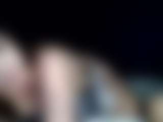 tallhungcloudyy's Live Sex Cam Show