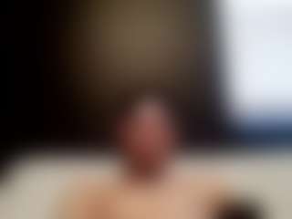 tallhungcloudyy's Live Sex Cam Show