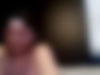 tallhungcloudyy's Live Sex Cam Show