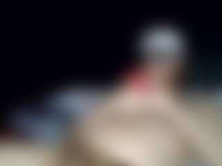 tallhungcloudyy's Live Sex Cam Show