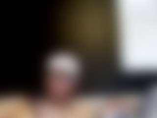 tallhungcloudyy's Live Sex Cam Show