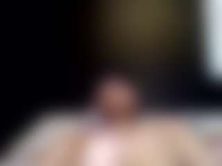 tallhungcloudyy's Live Sex Cam Show