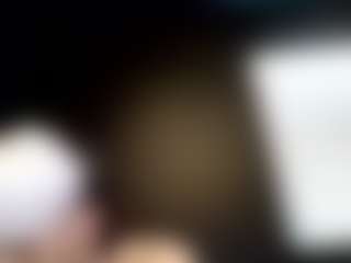 tallhungcloudyy's Live Sex Cam Show