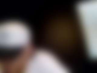 tallhungcloudyy's Live Sex Cam Show