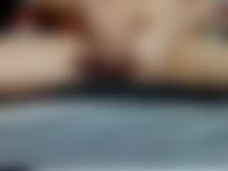 tallhungcloudyy's Live Sex Cam Show