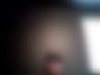 tallhungcloudyy's Live Sex Cam Show