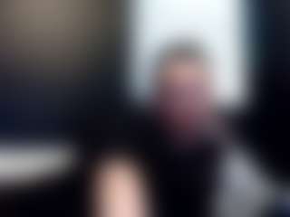 tallhungcloudyy's Live Sex Cam Show