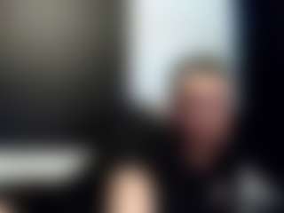 tallhungcloudyy's Live Sex Cam Show