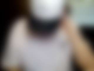 tallhungcloudyy's Live Sex Cam Show
