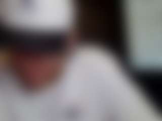 tallhungcloudyy's Live Sex Cam Show