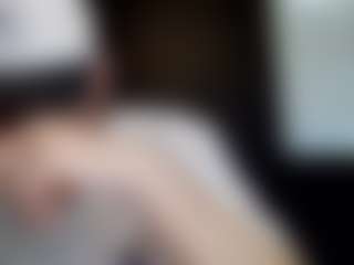 tallhungcloudyy's Live Sex Cam Show