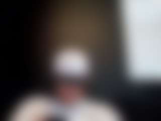 tallhungcloudyy's Live Sex Cam Show
