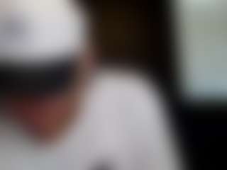 tallhungcloudyy's Live Sex Cam Show