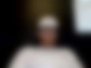 tallhungcloudyy's Live Sex Cam Show