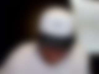 tallhungcloudyy's Live Sex Cam Show