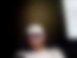 tallhungcloudyy's Live Sex Cam Show